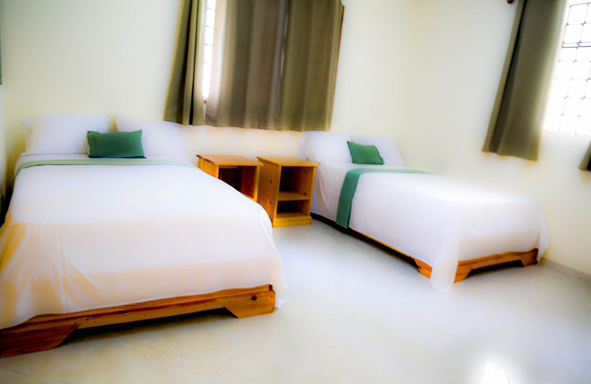 Hotel Inoubliable Cotterelle Экстерьер фото